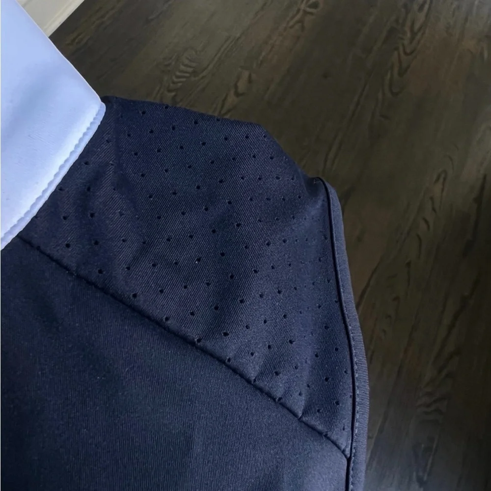 Sleeveless Sun Shirt (equestrian) - Picture 3 of 6